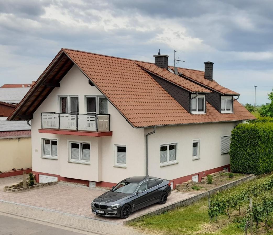 Am Schoosberg, Apartment Niederkirchen bei Deidesheim
